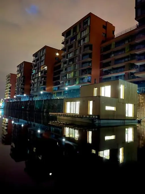 Vila One Of The Kind Prague Houseboat Experience +Boat